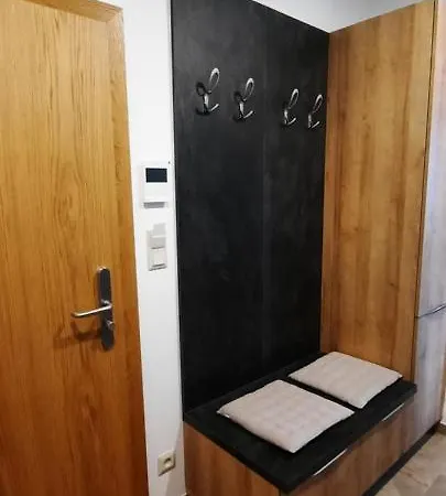 Apartman Kollár 2 *